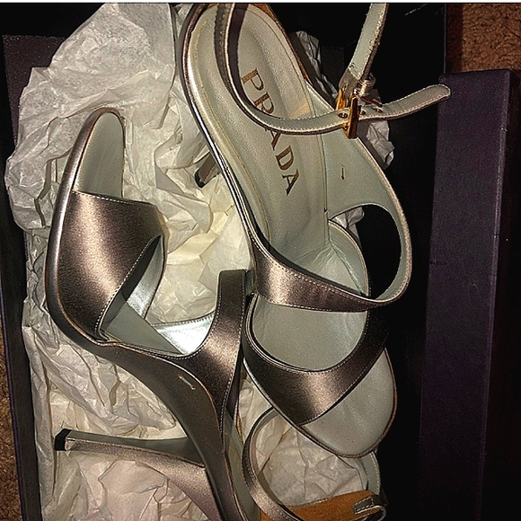 PRADA AUTHENTIC STRAPPY OPEN TOE PUMPS WITH BOX  EUC - Picture 3 of 6